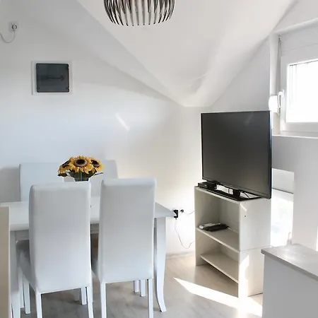 Apartments Villa Milna 1 Budva Exterior photo